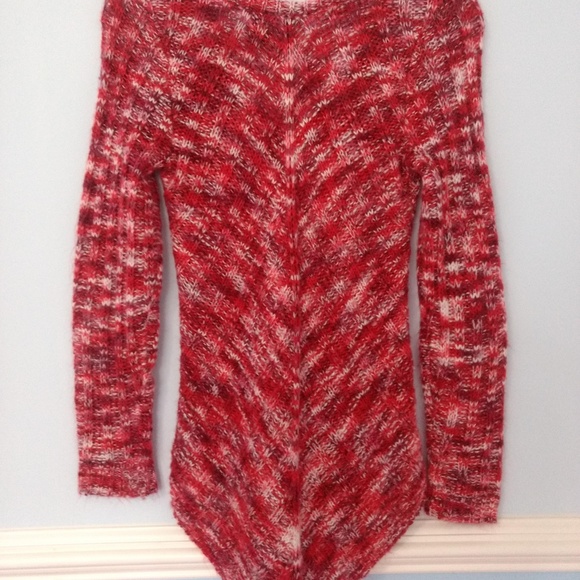Red Knit Patterned Sweater - Picture 5 of 5